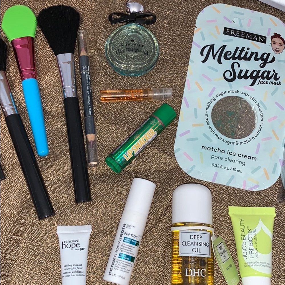 Beauty Bundle! - Picture 5 of 5